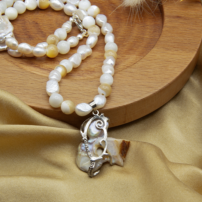 Pearl - Mother of Pearl Natural Stone Necklace