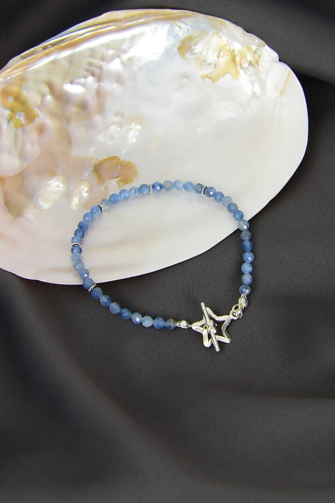 Kyanite Natural Stone 925 Sterling Silver Closing Bracelet