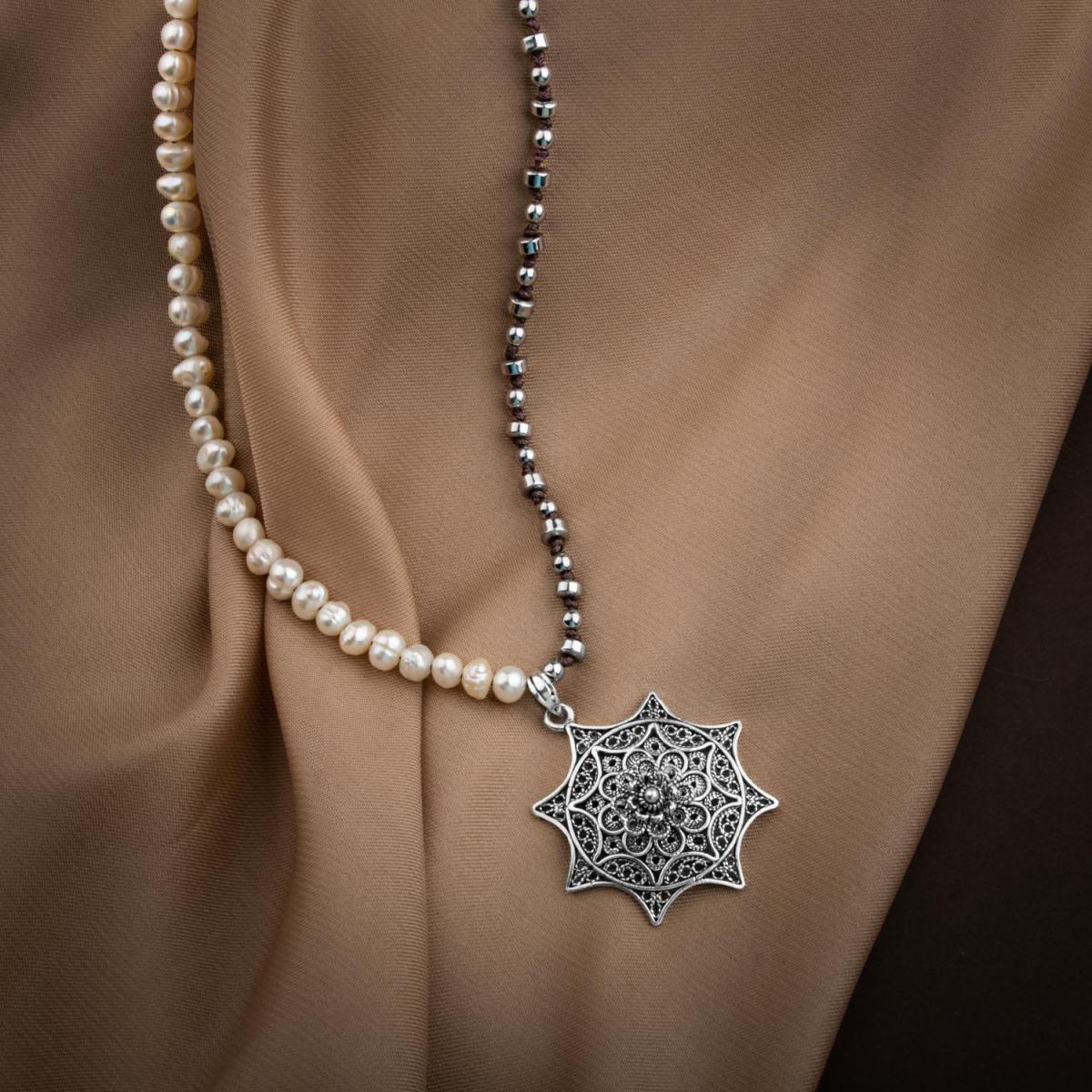 Pearl-Hematite Natural Stone Filigree Silver Design Necklace