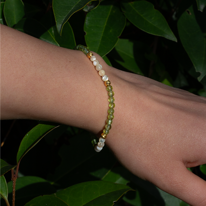 Peridot - Mother of Pearl Natural Stone Silver Bracelet