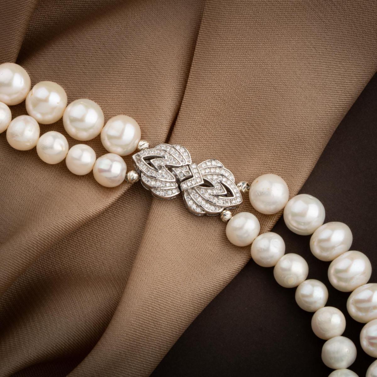 Pearl Natural Stone Silver Lock Necklace