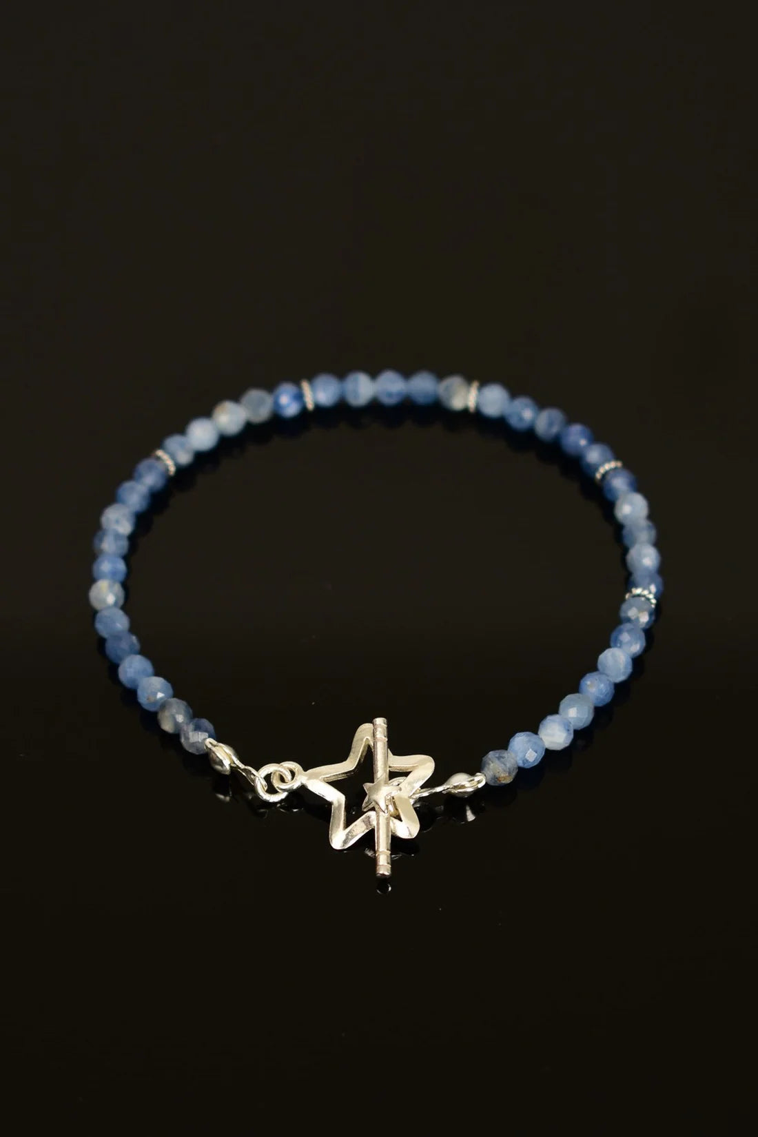 Kyanite Natural Stone 925 Sterling Silver Closing Bracelet