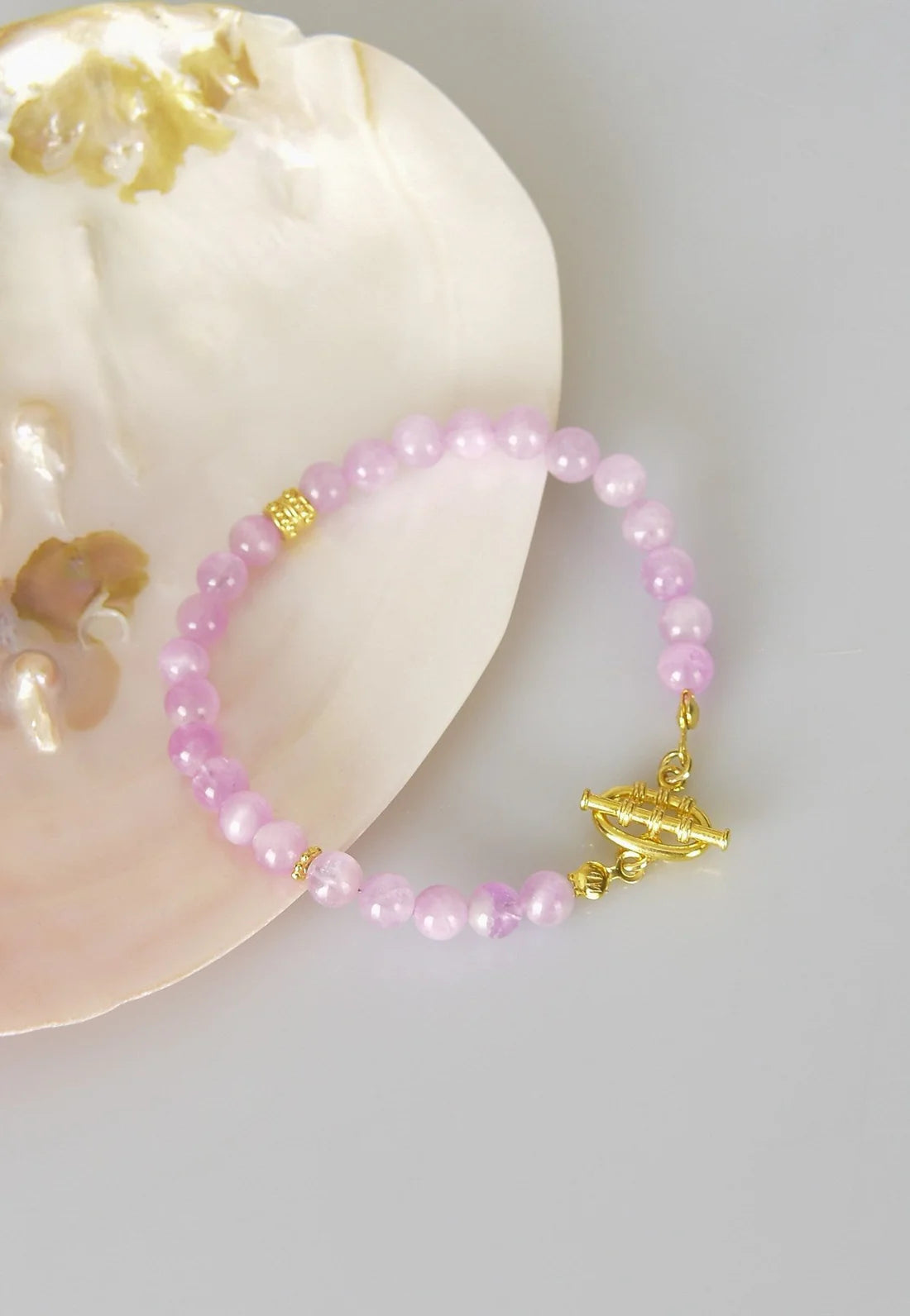 Kunzit Natural Stone 925 Sterling Silver Closing Bracelet